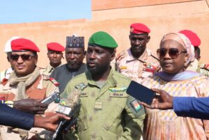 IMG_2627-scaled-1-300x201 Bangoula : 300 logements sociaux presque prêts pour la Garde Nationale !  Livraison imminente de la 1ère phase d’un projet de 882 habitations