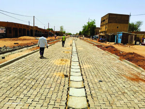 AAA-Chaussee-drainante-quartier-Bassora-3-300x225 Niamey : de jeunes Nigériens se mobilisent pour reconstruire et assainir la ville