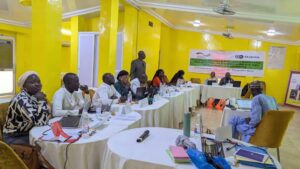 582244352_25089024564088233_1727529904330104018_n-300x169 Niamey : des journalistes formés au fact-checking pour contrer la désinformation