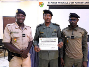 leyo1-300x225 Niamey Police Nationale : des cadres honorés pour leur engagement
