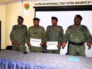 leyo3-300x225 Niamey Police Nationale : des cadres honorés pour leur engagement